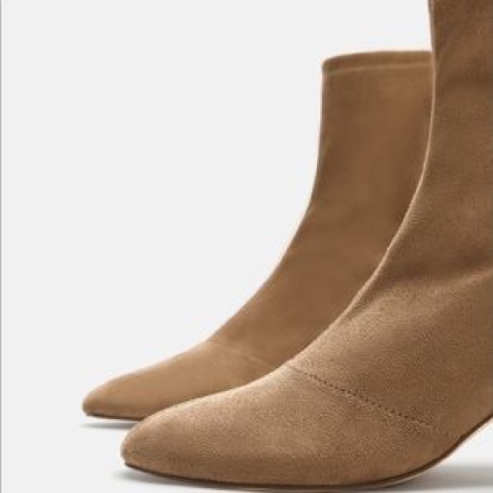 NWT Zara Suede Booties Wood Heel - Picture 4 of 10